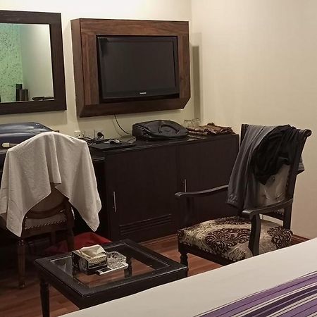קראצ'י Hira Guest House מראה חיצוני תמונה