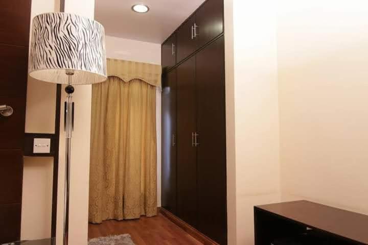 קראצ'י Hira Guest House מראה חיצוני תמונה