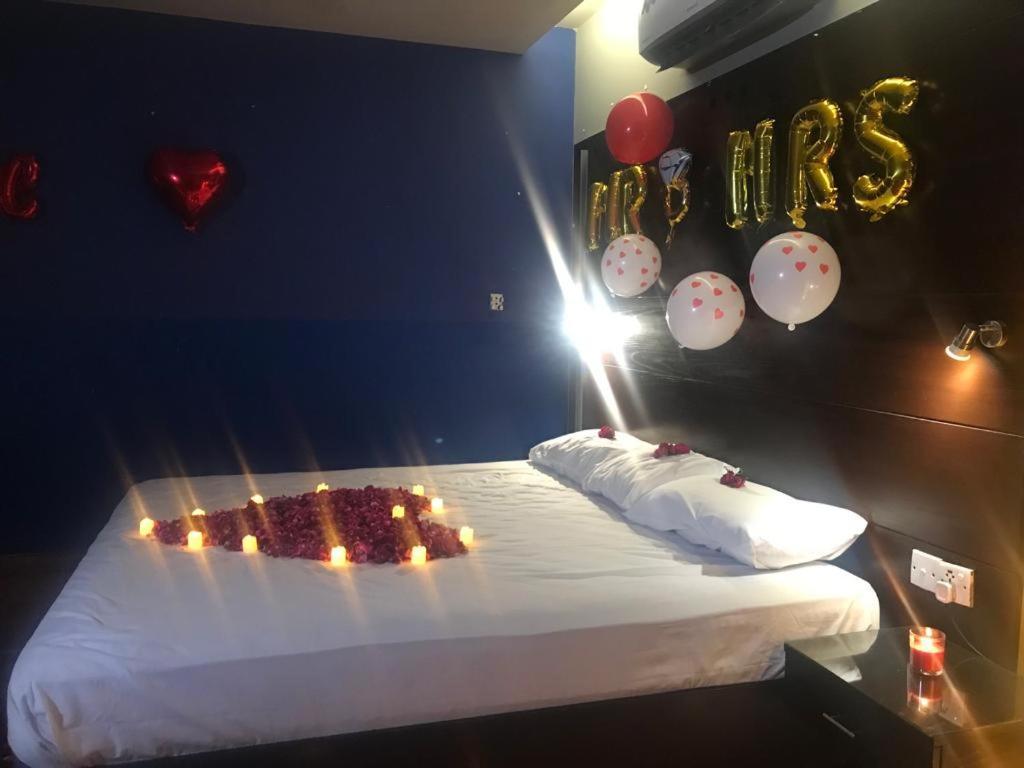 קראצ'י Hira Guest House מראה חיצוני תמונה