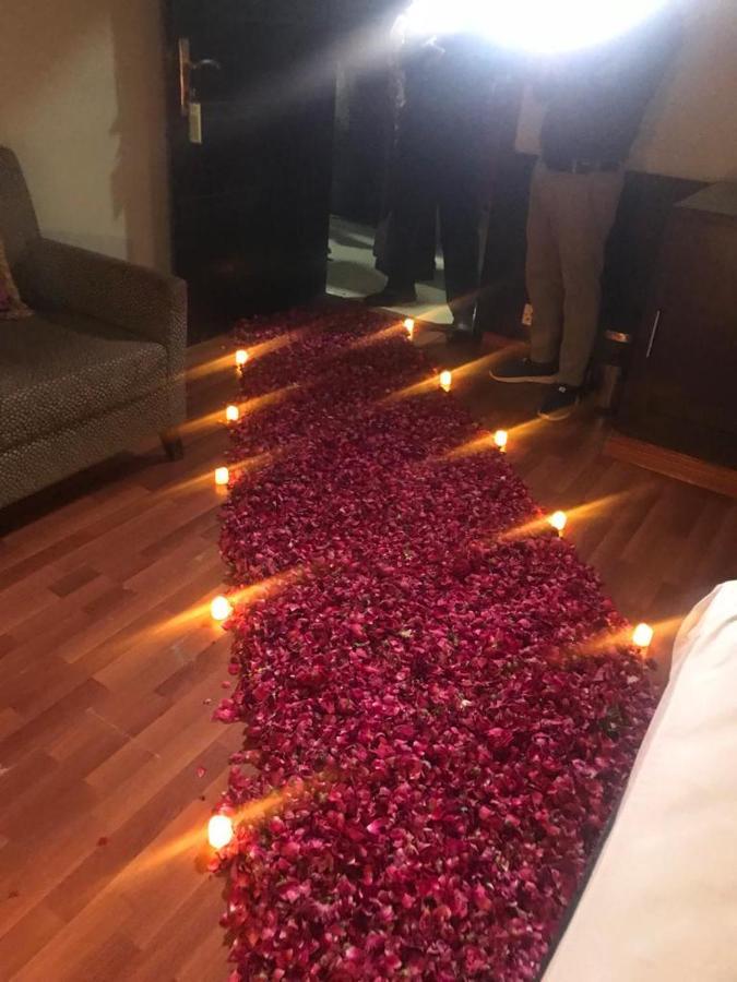 קראצ'י Hira Guest House מראה חיצוני תמונה