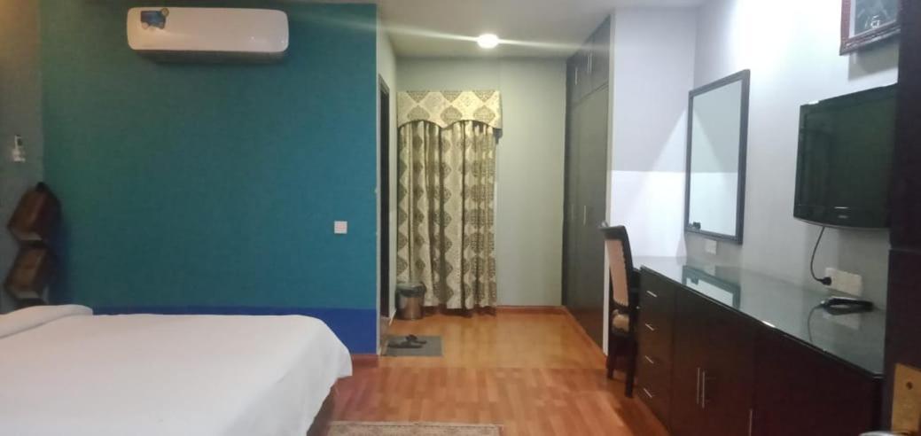 קראצ'י Hira Guest House מראה חיצוני תמונה