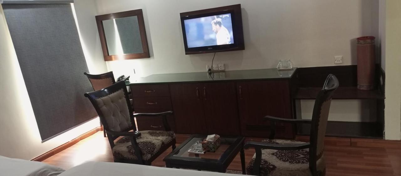 קראצ'י Hira Guest House מראה חיצוני תמונה