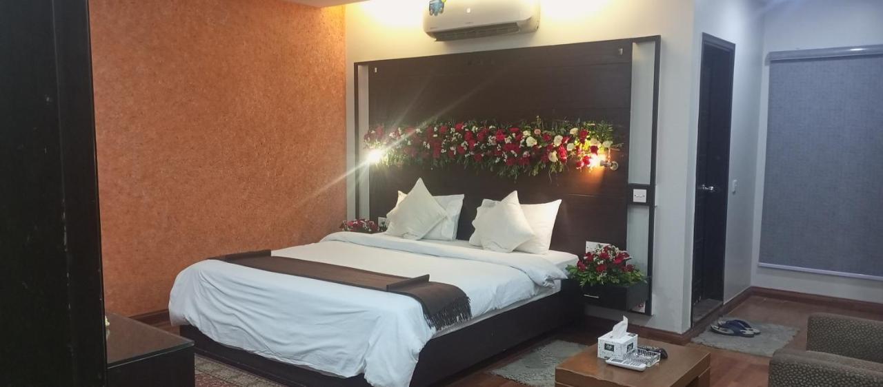 קראצ'י Hira Guest House מראה חיצוני תמונה