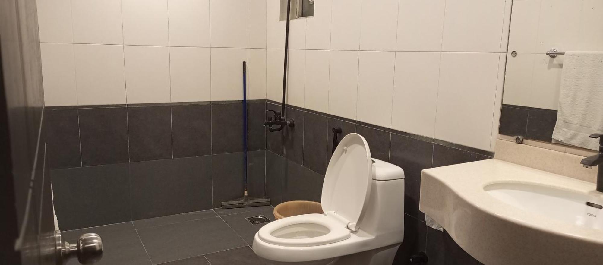 קראצ'י Hira Guest House מראה חיצוני תמונה